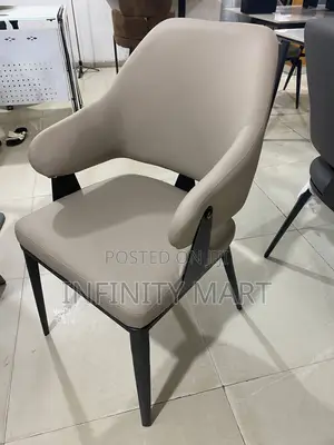 Exquisite Clean Dining Chair.