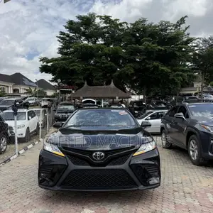 Toyota Camry 2020 Black