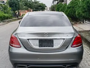 Mercedes-Benz C400 4Matic AWD Sedan (3.0L V6 7A) 2015 Gray