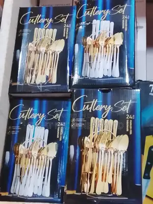 24 Pieces Cutlery Set - Gold and Silver