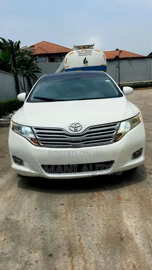 Toyota Venza 2010 White