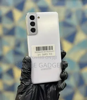 New Samsung Galaxy S21 5G 128 GB White