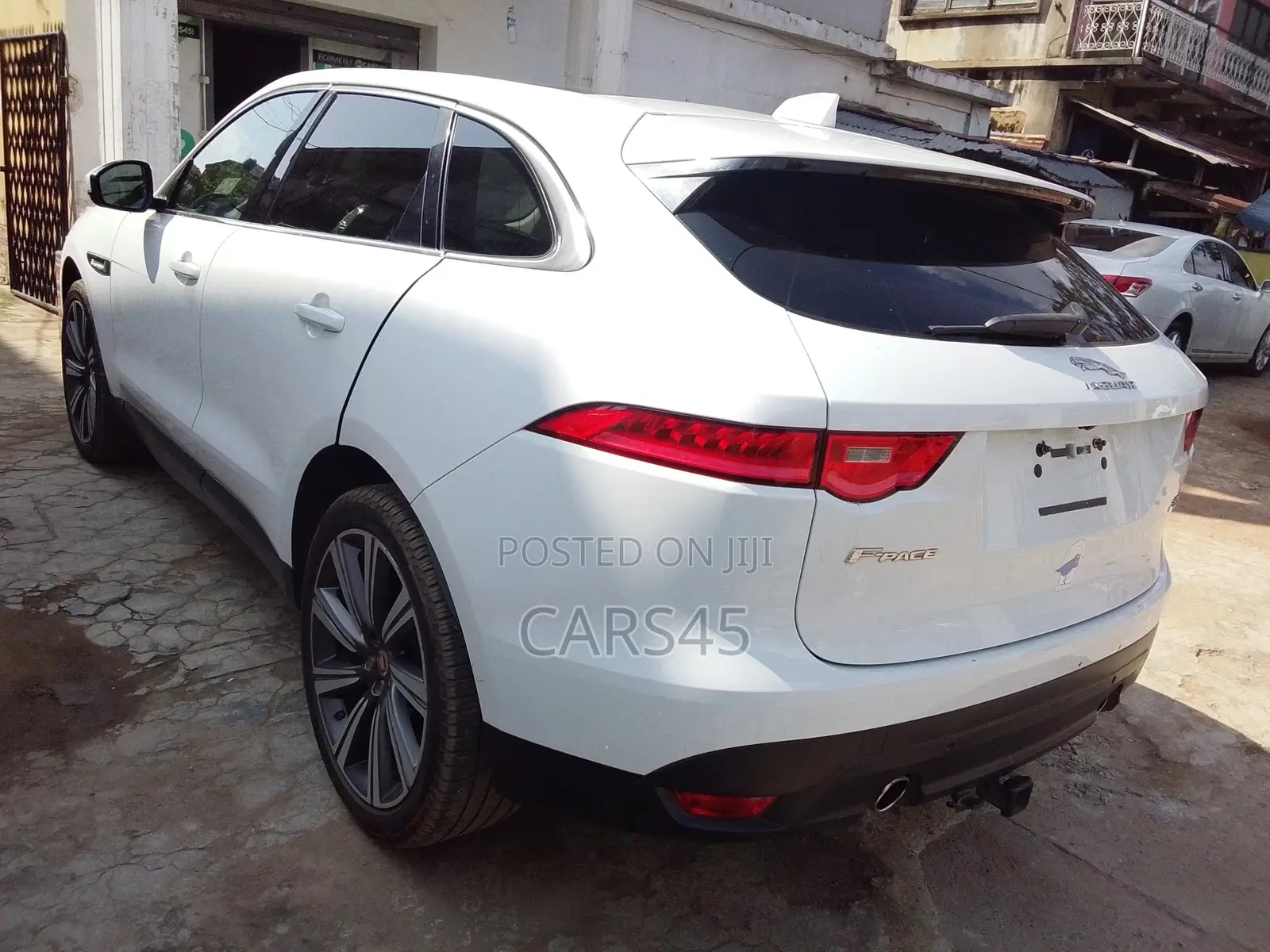 Jaguar F-Pace 2017 White