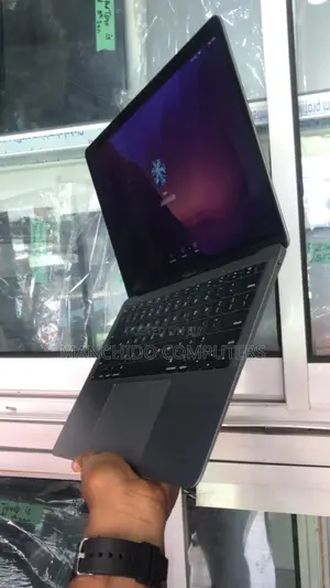 Laptop Apple MacBook Air 2019 16GB Intel Core i5 SSD 256GB