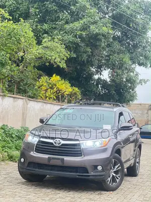 Toyota Highlander Limited Platinum V6 4x2 (3.5L 6cyl 6A) 2016 Gray