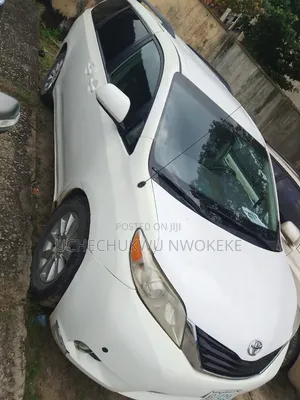 Toyota Sienna 2012 White