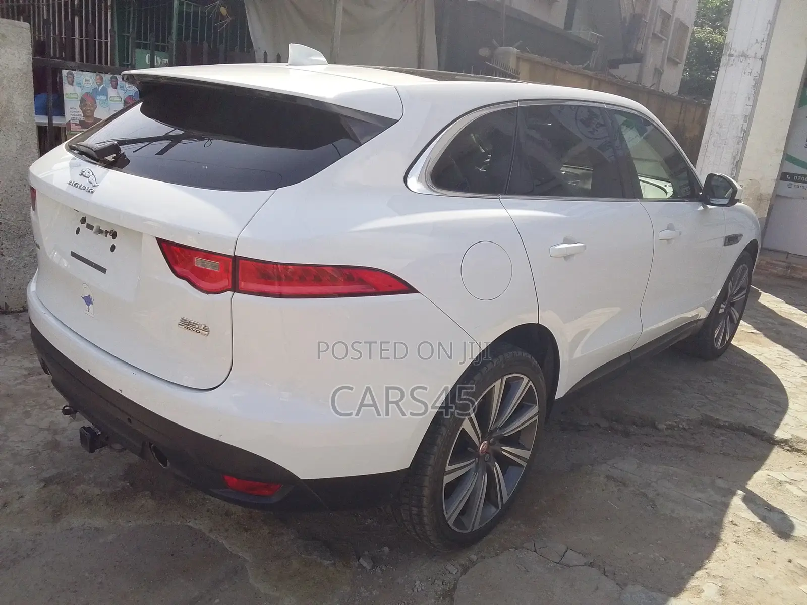 Jaguar F-Pace 2017 White