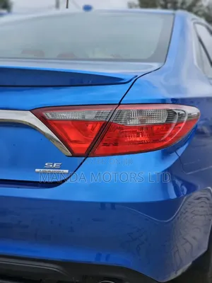 Toyota Camry 2016 Blue