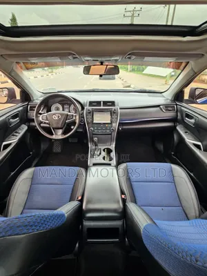 Toyota Camry 2016 Blue