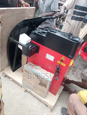 Computerized Wheel Balancer