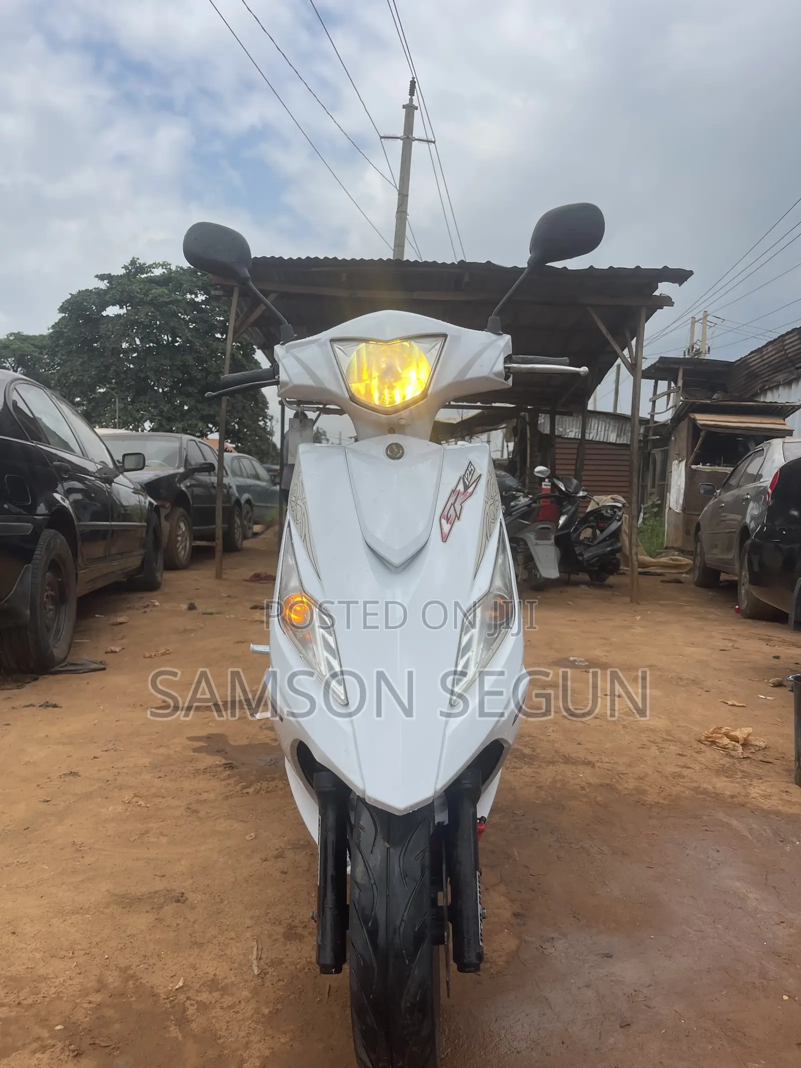 SYM Symnh 2022 White