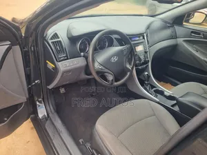 Hyundai Sonata SE Sedan FWD (2.4L 4cyl 6A) 2012 Black