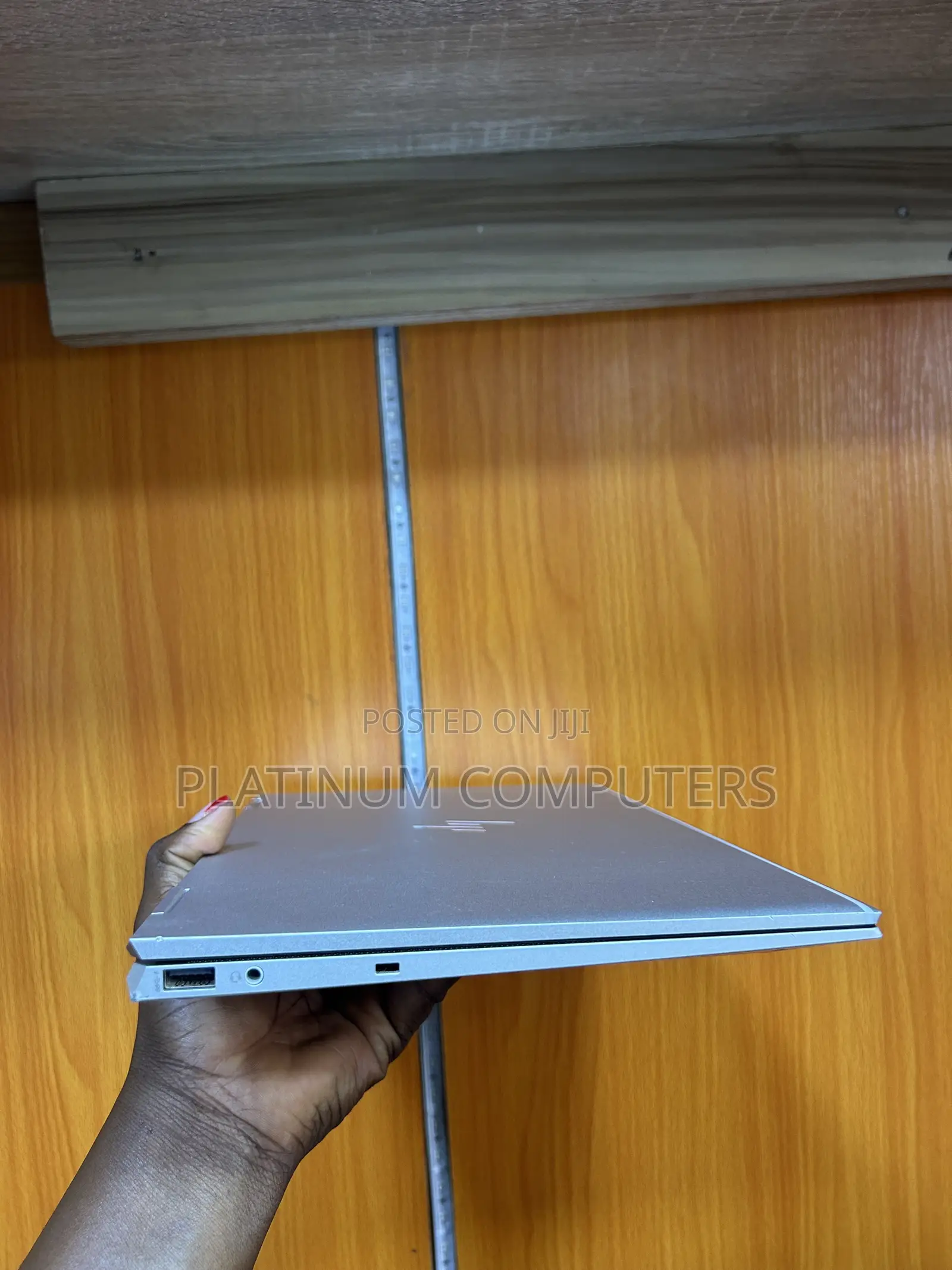 Laptop HP EliteBook x360 1040 G7 16GB Intel Core i7 SSD 512GB