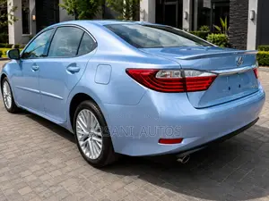 Lexus ES 350 FWD 2014 Blue
