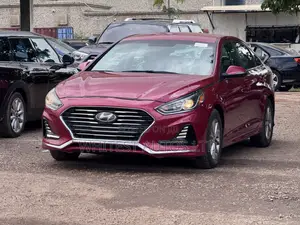Hyundai Sonata SE 2018 Red
