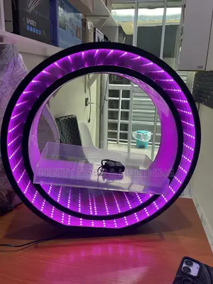Champagne Carrier Stage Light