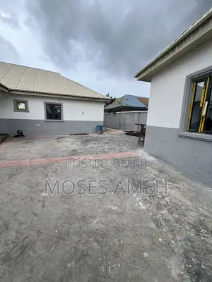 3bdrm Bungalow in Apo Resettlement for rent
