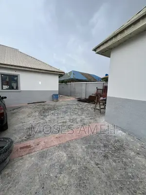 3bdrm Bungalow in Apo Resettlement for rent