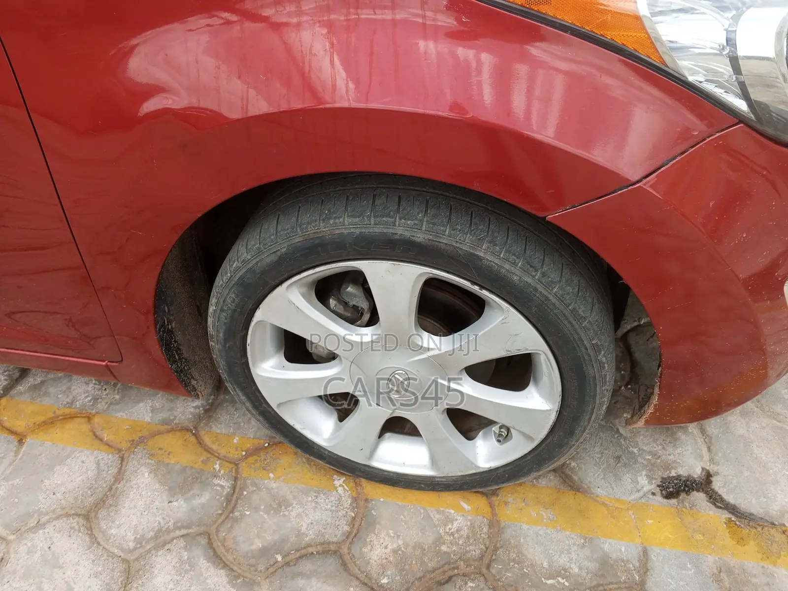Hyundai Elantra 2012 Red