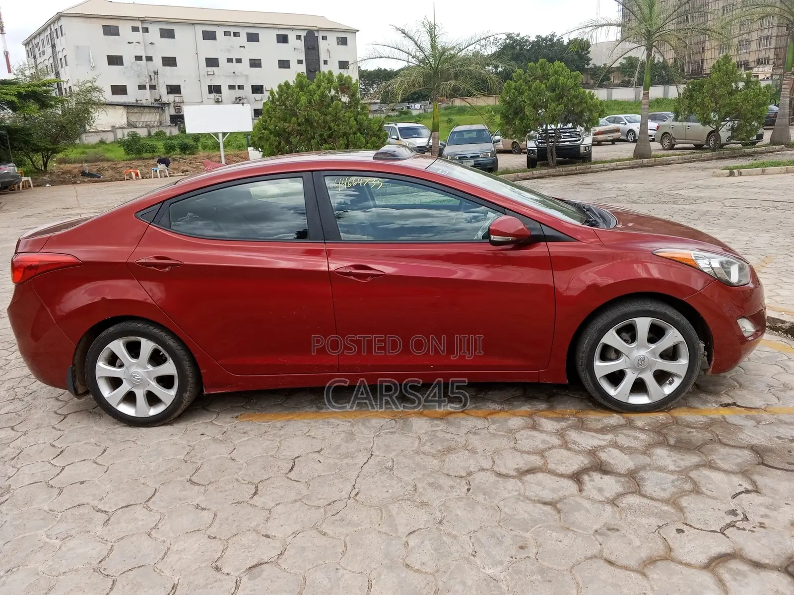 Hyundai Elantra 2012 Red