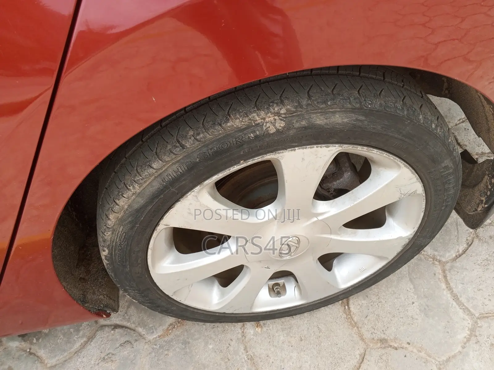 Hyundai Elantra 2012 Red