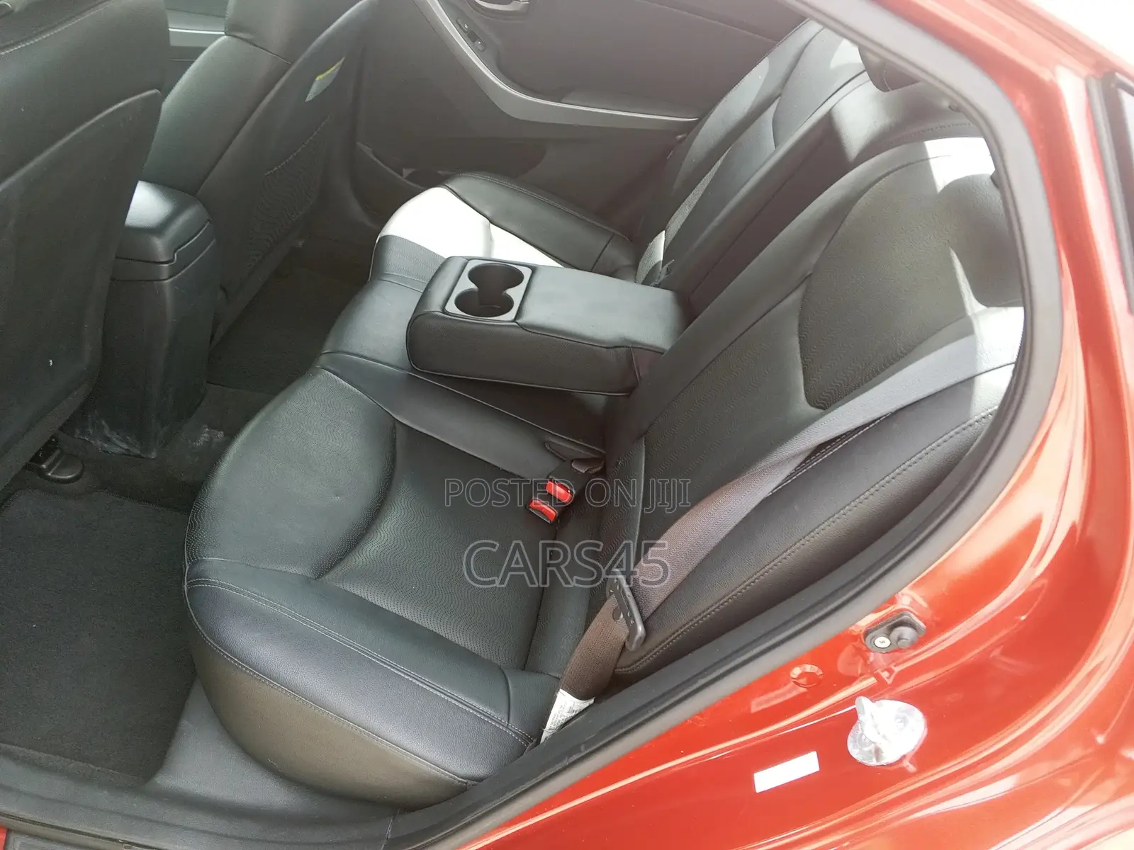 Hyundai Elantra 2012 Red