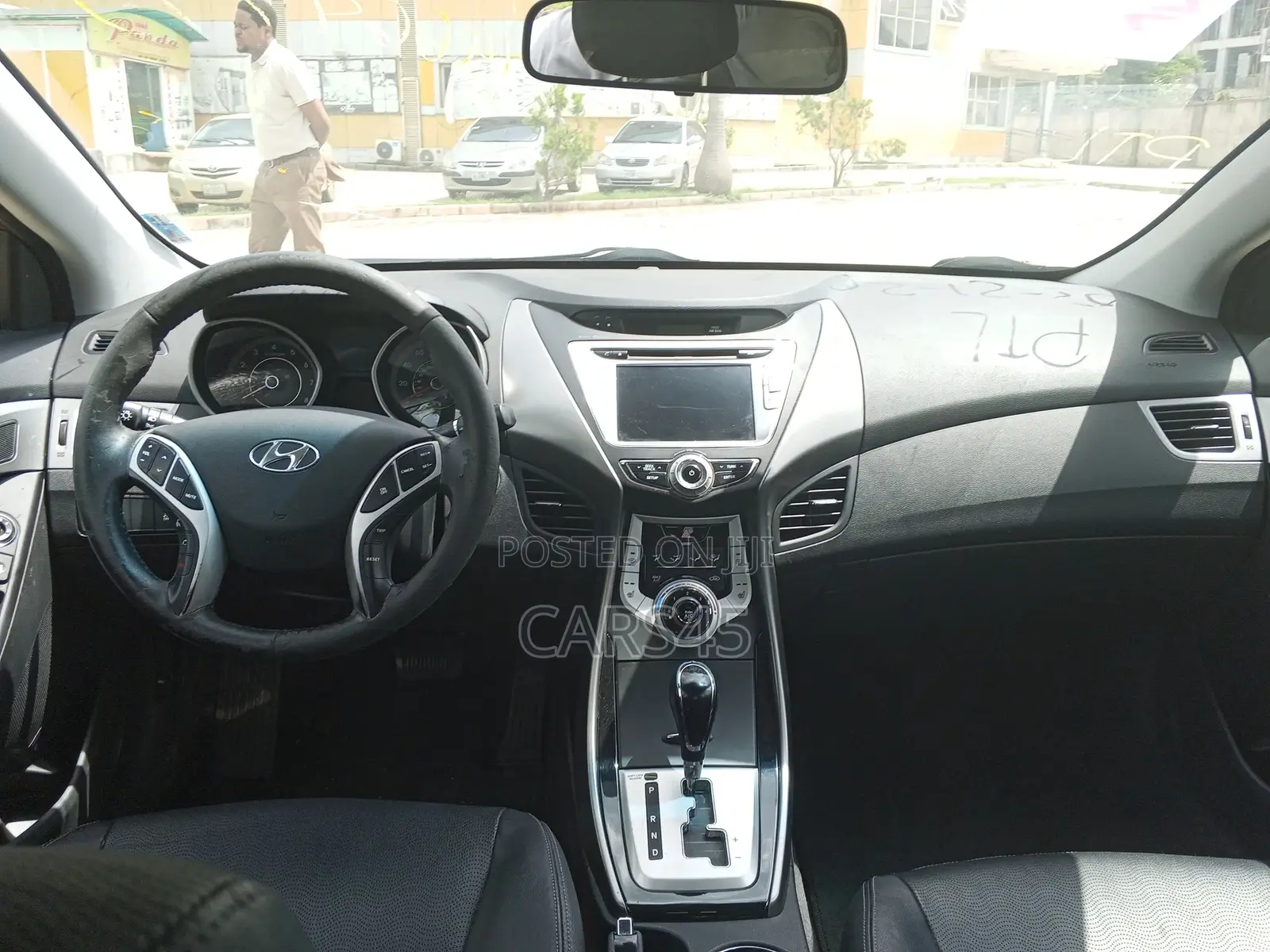 Hyundai Elantra 2012 Red