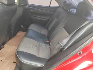 Toyota Camry SE 4dr Sedan (2.5L 4cyl 6A) 2014 Red