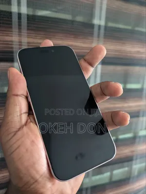 Apple iPhone 15 128 GB Pink