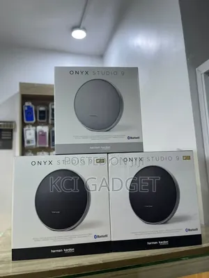 Onyx Studio 9