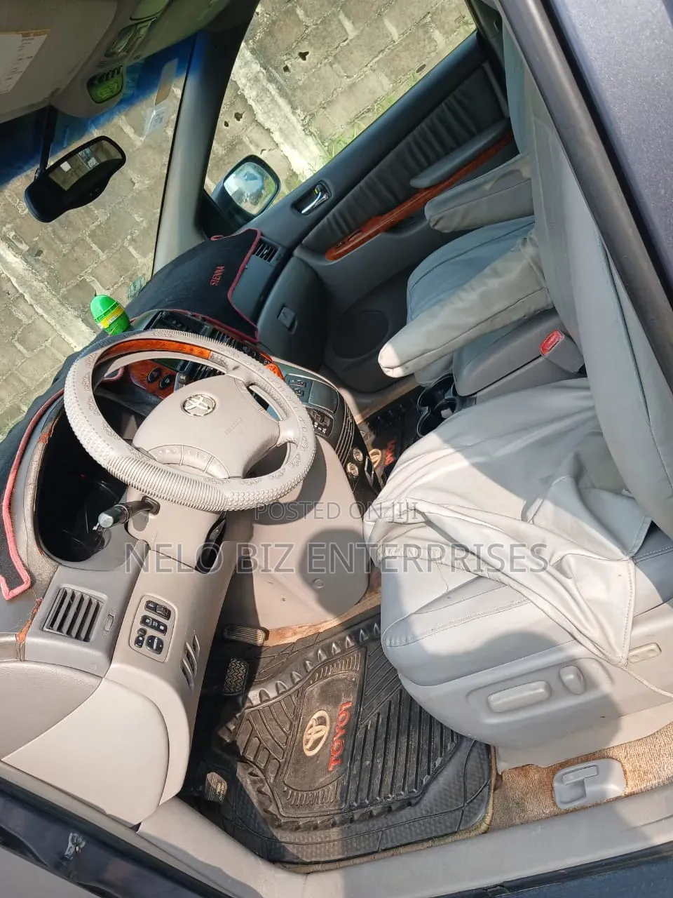 Toyota Sienna 2006 Gray