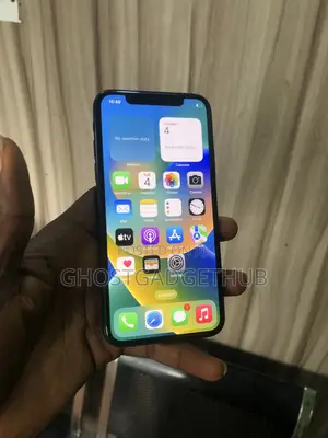 Apple iPhone X 64 GB Black