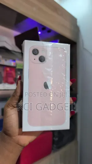 New Apple iPhone 13 256 GB Pink