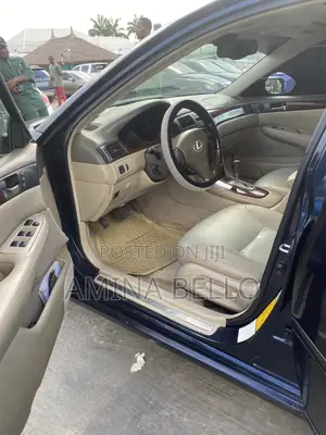 Lexus IS 2005 Blue