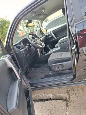 Toyota 4-Runner 2024 Black
