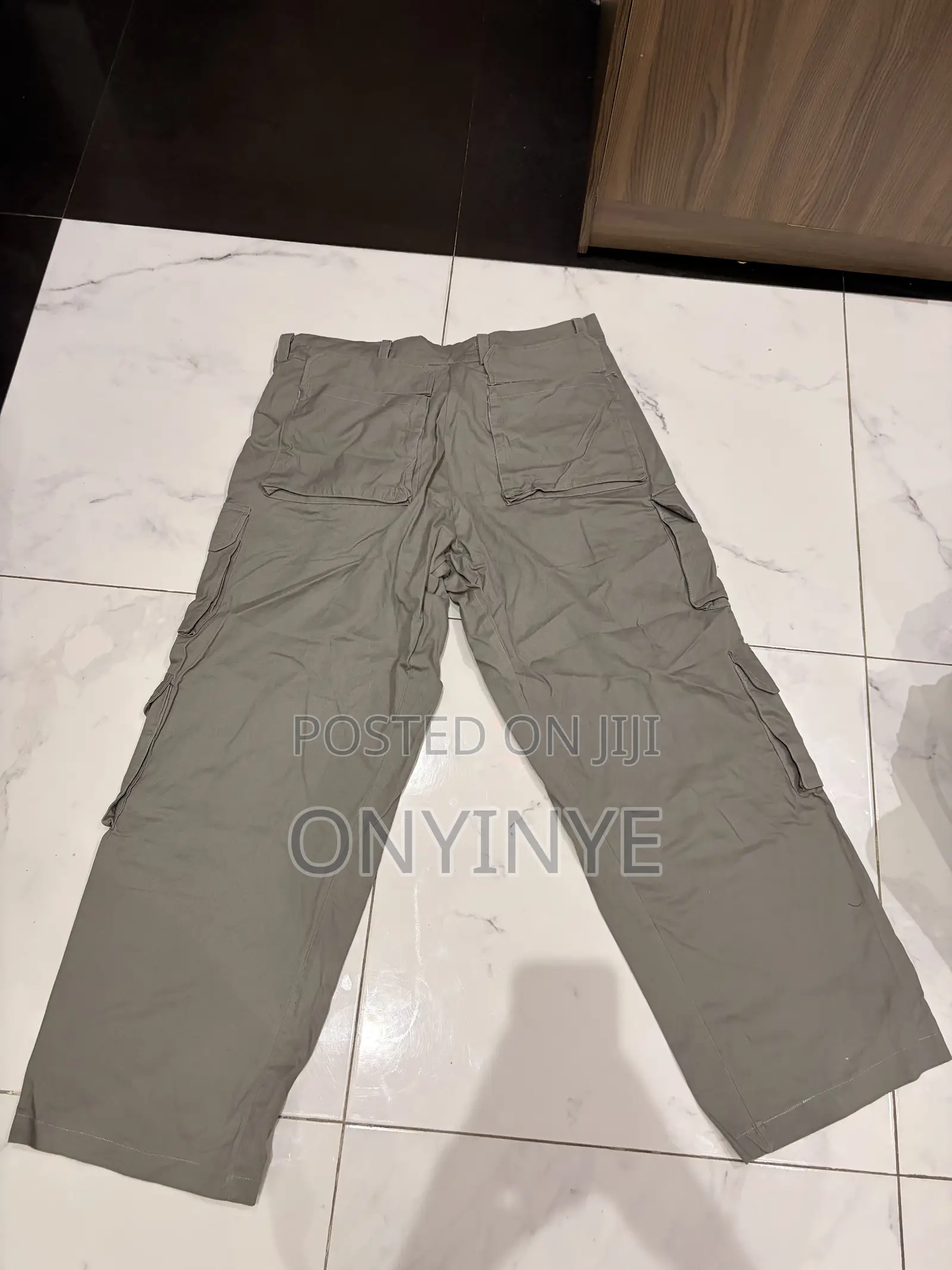 Cargo Jeans