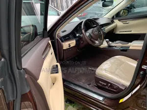 Lexus ES 350 FWD 2017 Brown