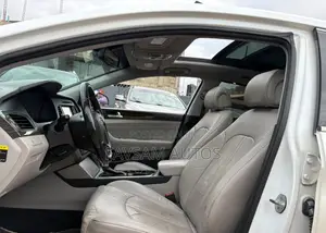 Hyundai Sonata Limited 4dr Sedan (2.4L 4cyl 6A) 2015 White