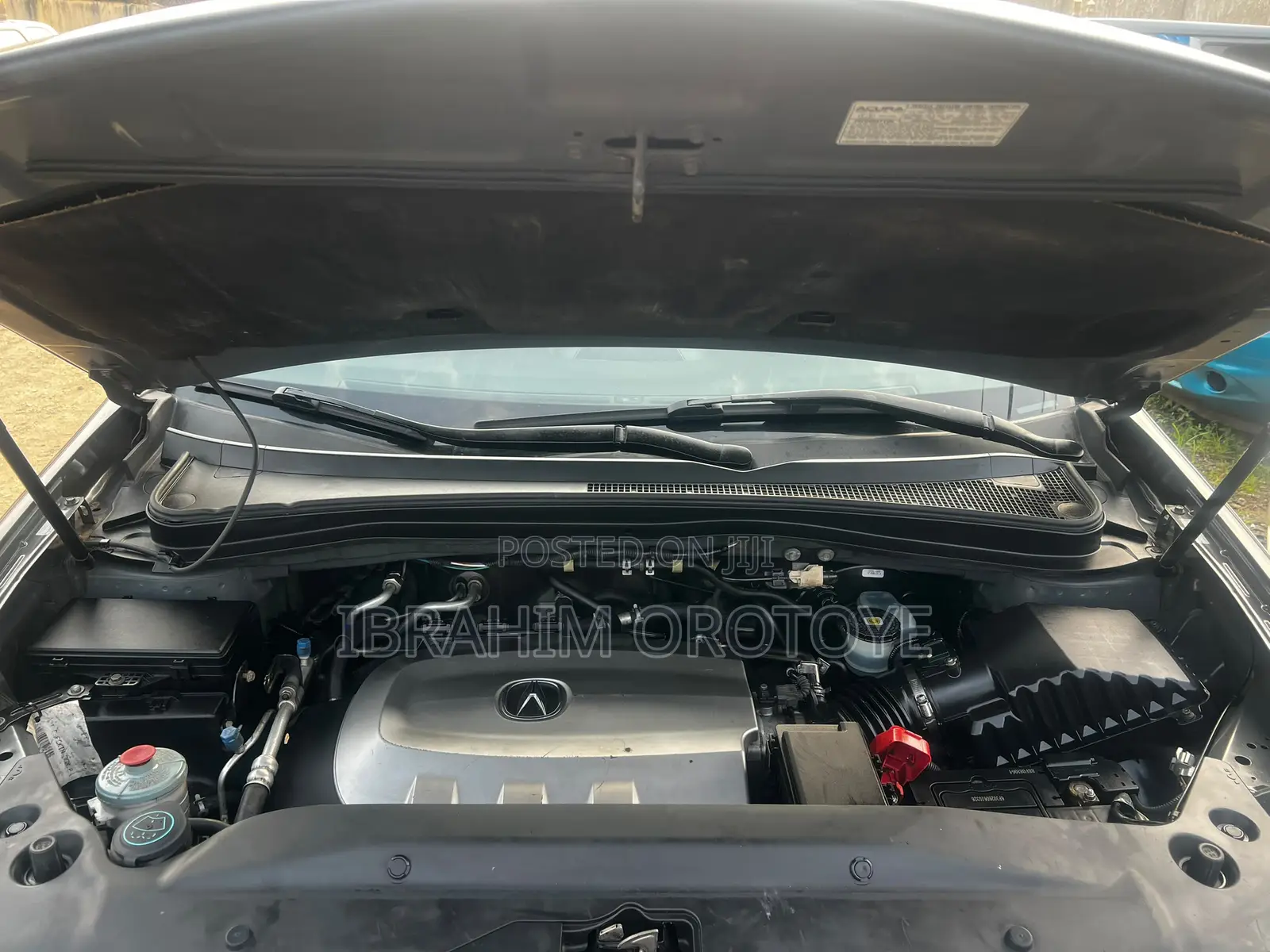 Acura MDX Technology Package SUV AWD (3.7L 6cyl 6A) 2011 Gray