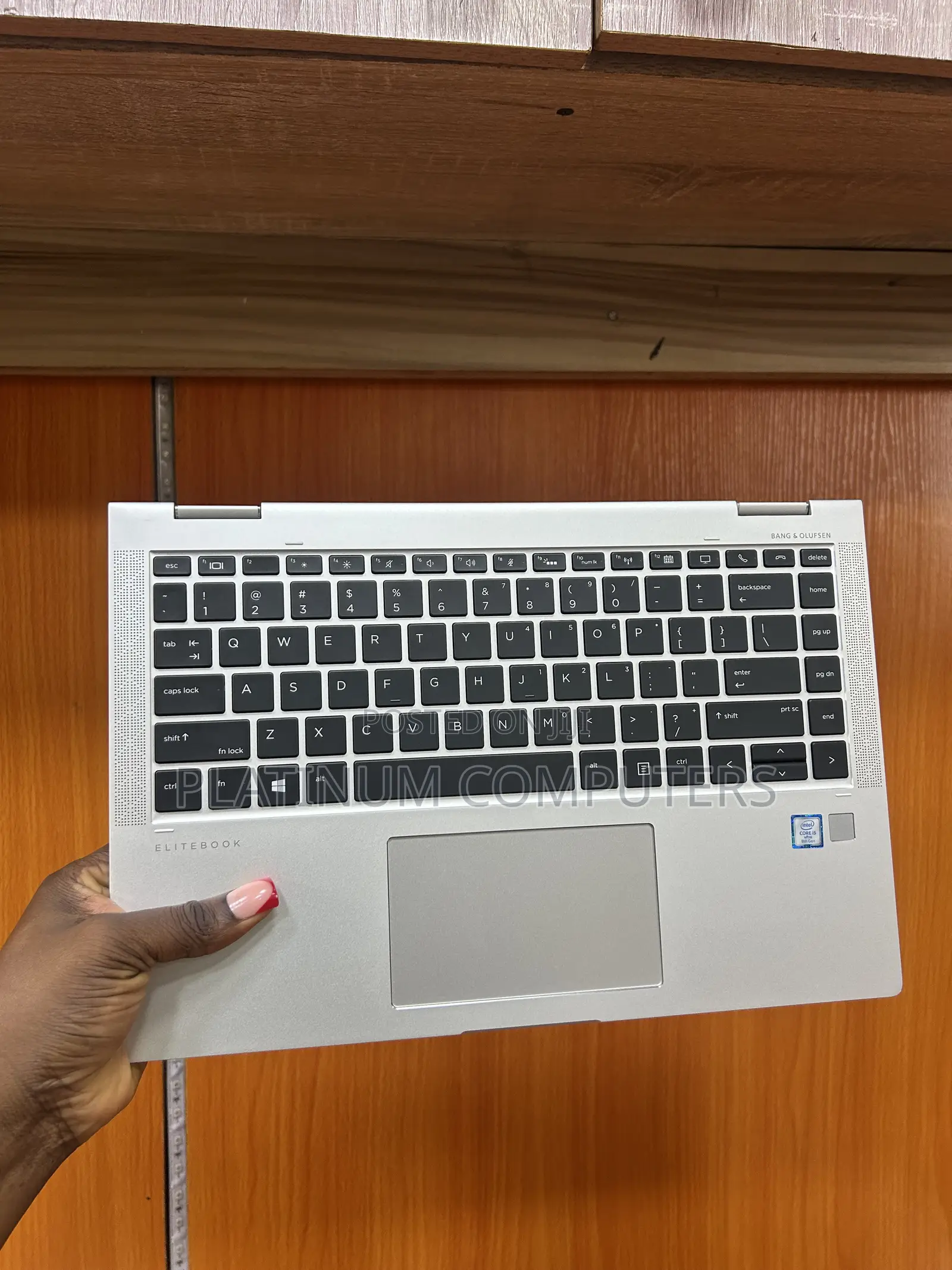 Laptop HP EliteBook 1040 G6 8GB Intel Core i5 SSD 256GB