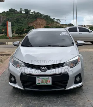 Toyota Corolla 2015 Silver