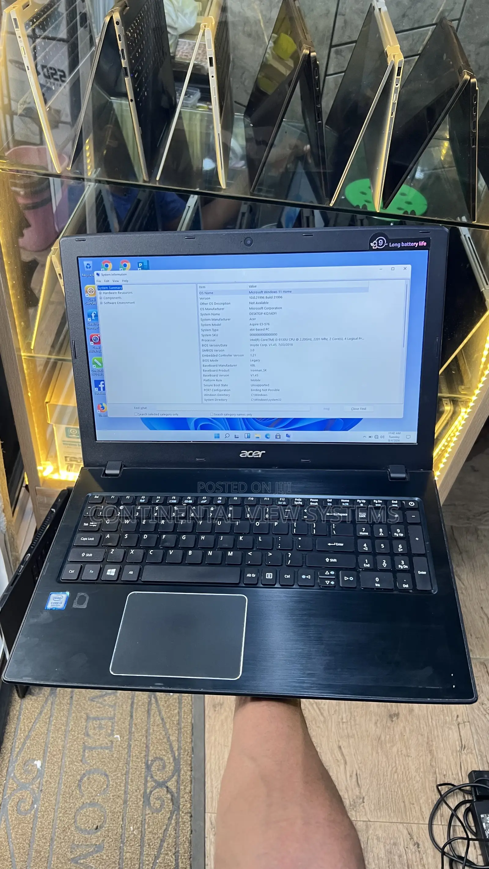 Laptop Acer Aspire E5-576 8GB Intel Core i3 HDD 500GB