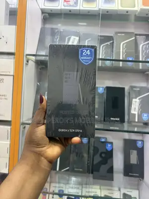 New Samsung Galaxy S24 Ultra 256 GB