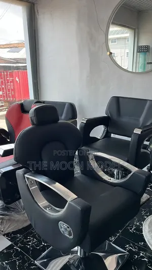 Modern Luxury Salon/ Barber Chair