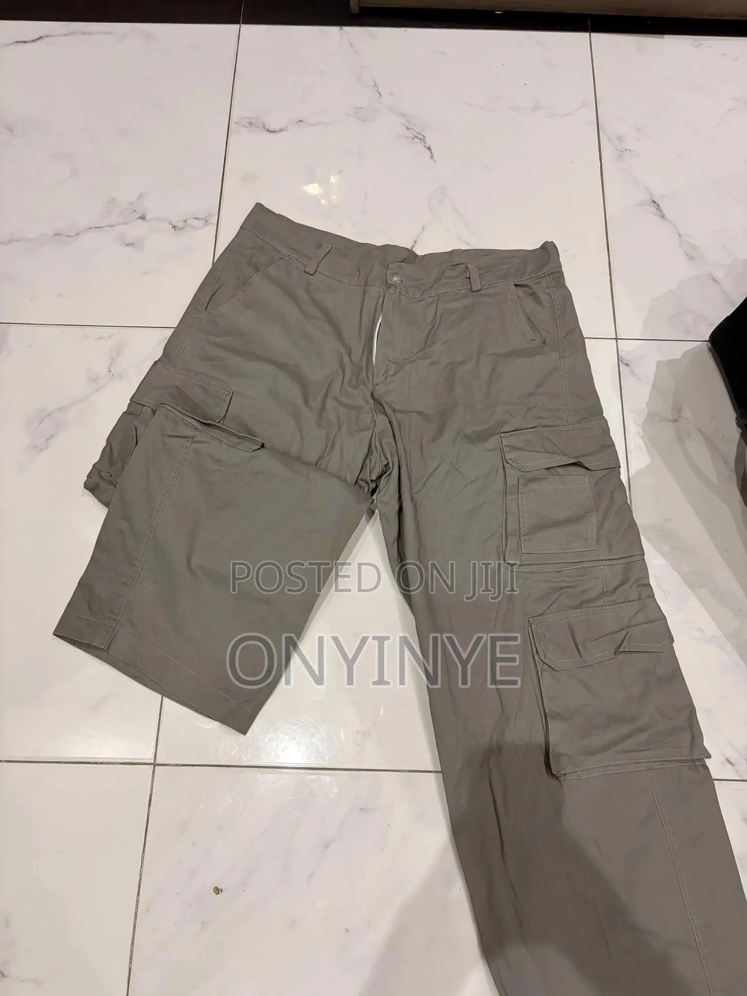 Cargo Jeans