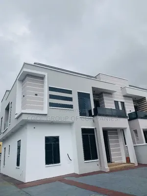 4bdrm Duplex in Vgc for sale