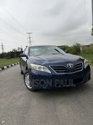Toyota Camry LE 4dr Sedan (2.5L 4cyl 6A) 2011 Blue