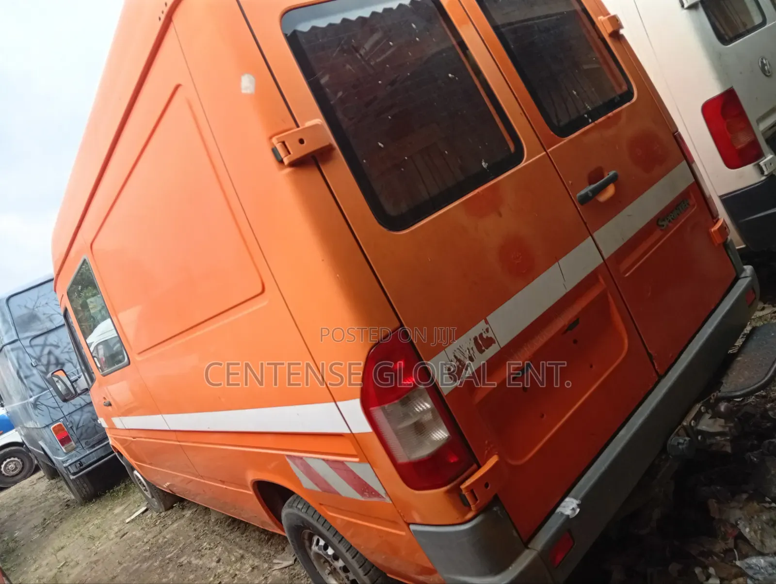 Mercedes-Benz Sprinter 2001 Orange