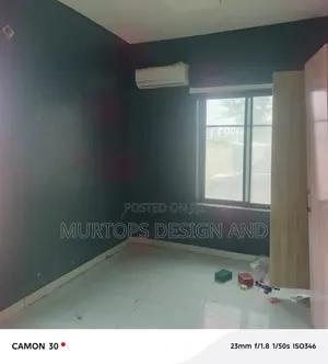 2bdrm Apartment in Lekki Phase 2 for rent