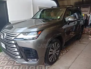 Lexus LX 2025